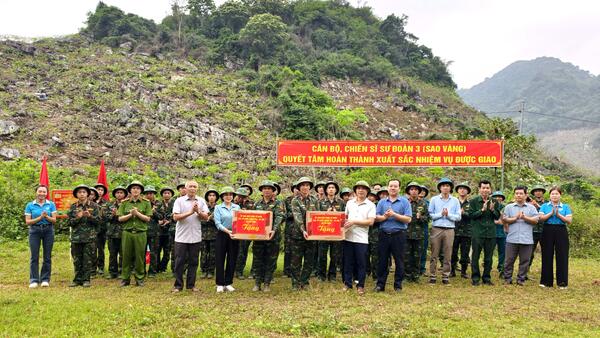 Xã Cai Kinh tổ chức hoạt động dân vận hỗ trợ thi công tuyến đường vào khu dân cư Lân Nóng