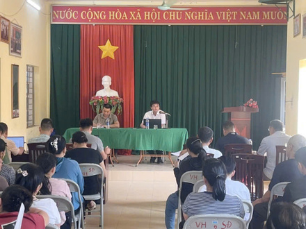 Kinh tế - Chính trị