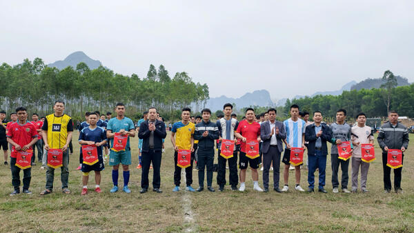 Khai mạc giải Bóng đá mừng Đảng mừng Xuân Bính Ngọ xã Cai Kinh năm 2026