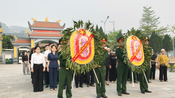 Xã Cai Kinh tổ chức lễ đón nhận, truy điệu và an táng hài cốt liệt sĩ Nông Văn Nháy