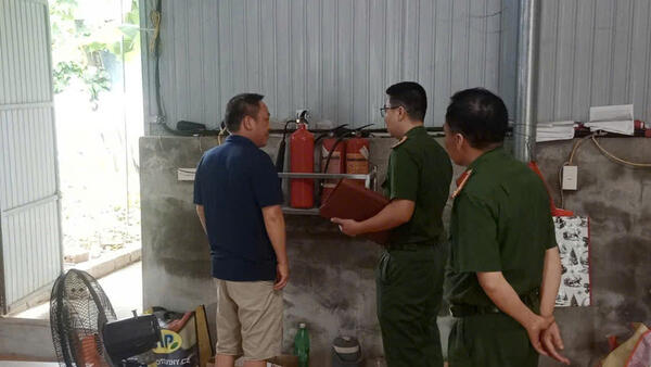 Đoàn Kiểm tra Liên ngành của UBND tỉnh kiểm tra công tác phòng cháy, chữa cháy và cứu nạn, cứu hộ tại xã cai kinh