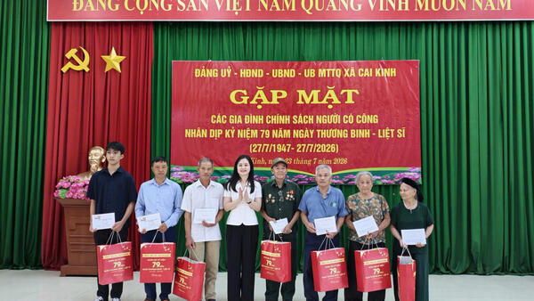 Xã Cai Kinh tổ chức gặp mặt gia đình Chính sách, Người có công nhân dịp kỷ niệm 79 năm ngày Thương binh - Liệt sĩ